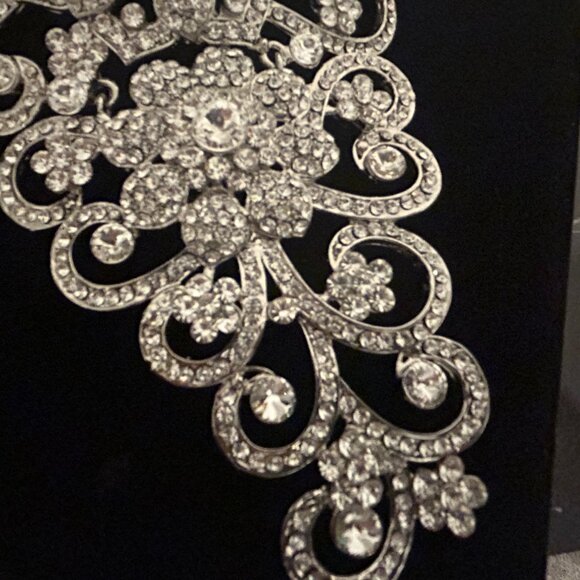 Vintage SNK Large Oversize Ornate Clear Rhinestone Brooch 7" x 3.75" - Picture 3 of 5
